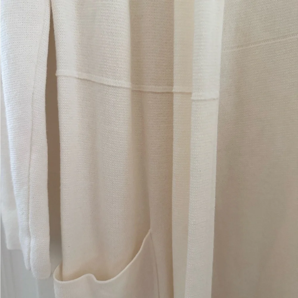Nile Long Cream Cardigan. Size XS. 50% Modal. - Picture 5 of 9